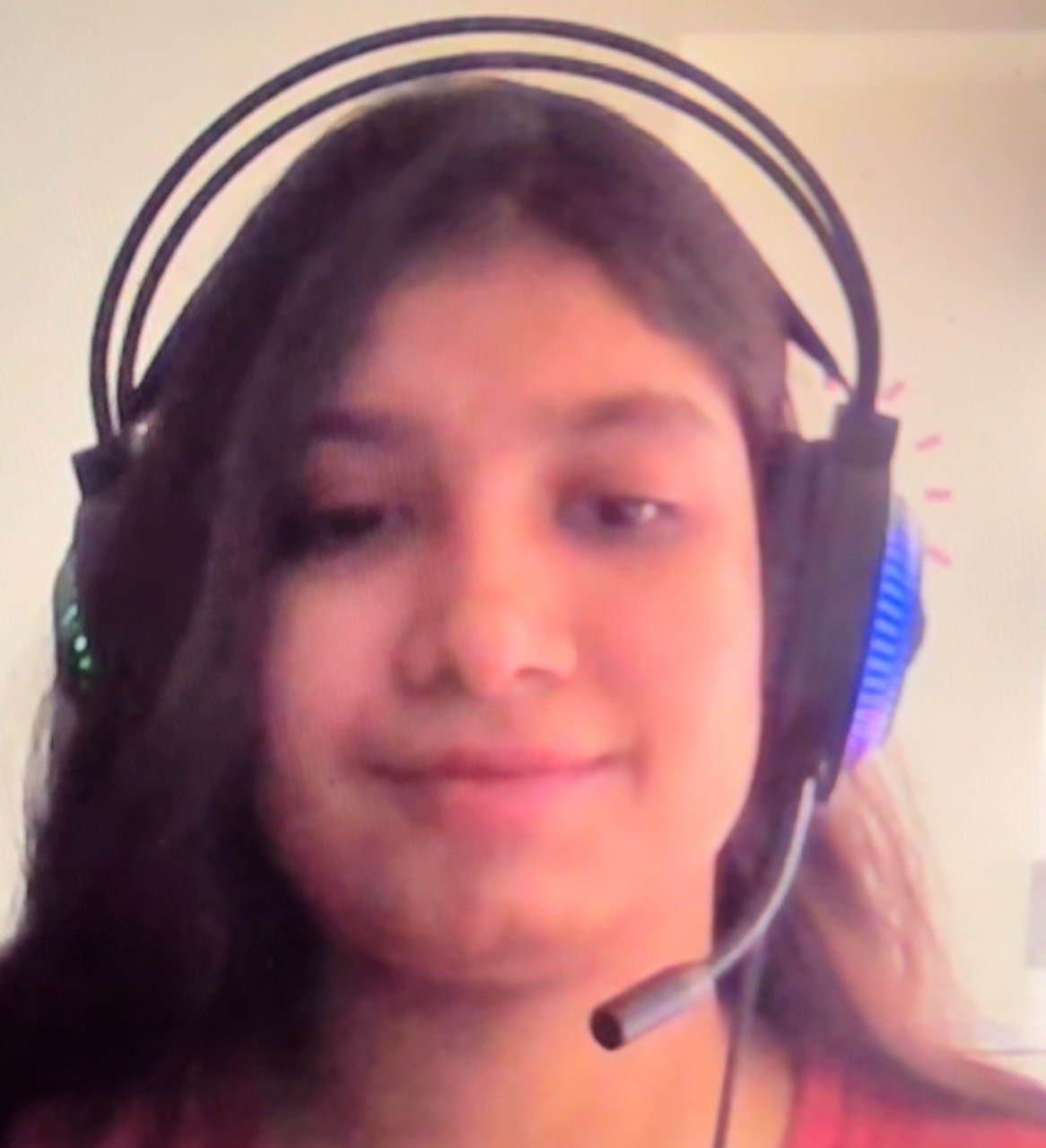 samia islam farzana with headphone